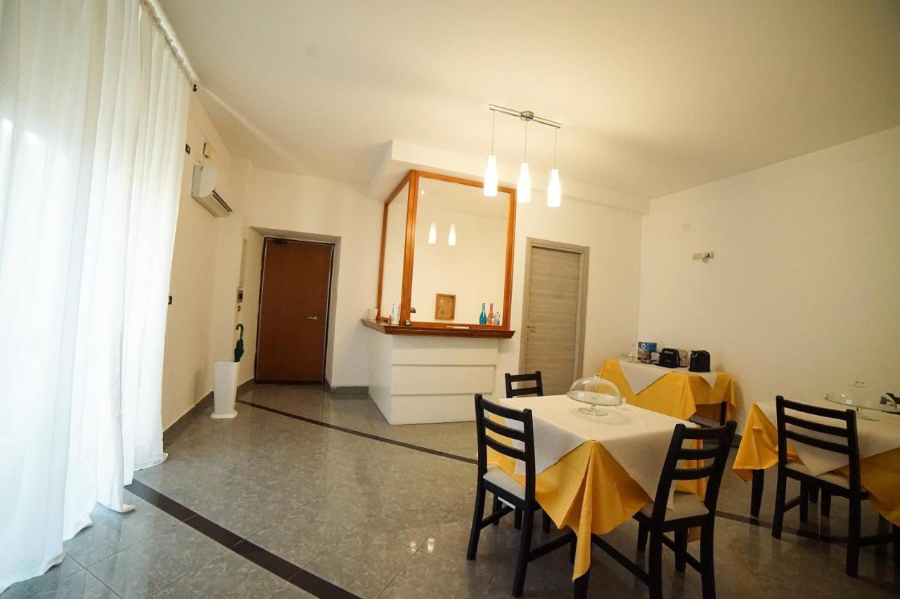 Central Home B&B Cosenza Zewnętrze zdjęcie